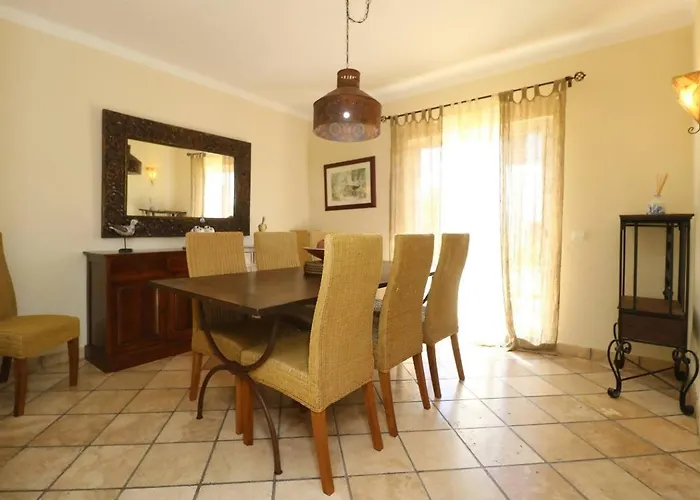 Vilamoura, Piscina Privada Villa Quarteira