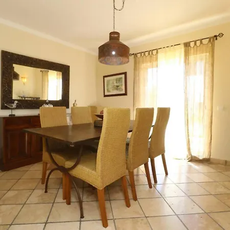 Vilamoura, Piscina Privada Villa Quarteira