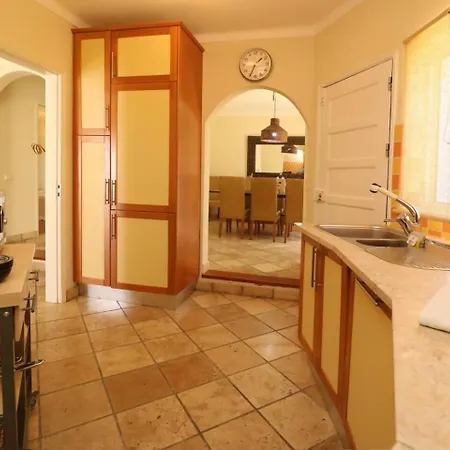 Vilamoura, Piscina Privada Villa Quarteira